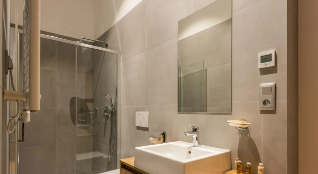 AGBA - Luxury apartment with spa and gym