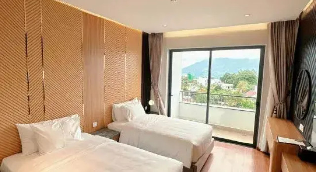 Двухместный люкс с видом на горы Sunflower Hotel & Resort
