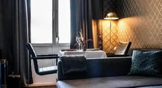 Номер Deluxe с балконом Hotell Carl Friman