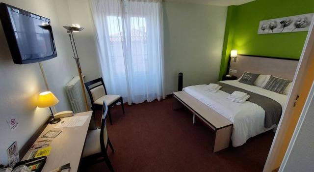 Двухместный номер Comfort Le 120 - Groupe Logis Hotels - Ex Auberge la Terrasse
