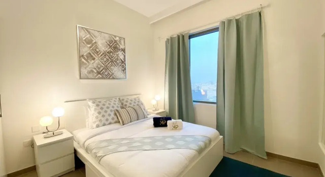 Marco Polo - Lofty Apt with Balcony Near Dubai Hills Mall, Забронировать Отель Отели Дубая с бассейном, Бассейн