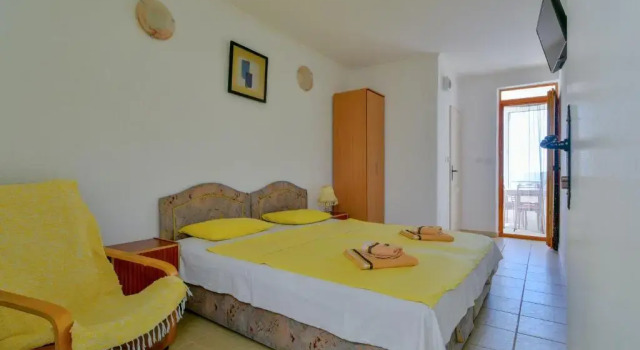 Pataki Guesthouse, Забронировать Отель Булярица 
