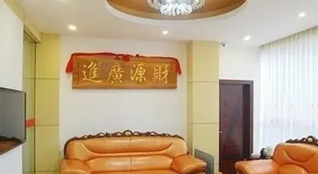 Jingfeng Business Hotel, Забронировать Отель Отели Гуйлинь 3 звезды, рядом с Guilin Sports Centre, 3*