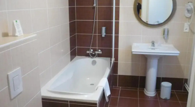 Двухместный номер Comfort The Originals Boutique, Hôtel Terminus, Bourg-en-Bresse Gare