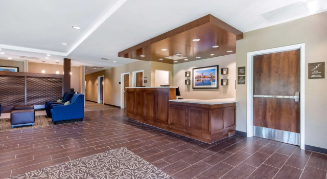 Comfort Inn & Suites at CrossPlex Village, Boek Hotel Birmingham Alabama