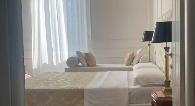 Трёхместный номер Standard Bed And Breakfast King Plaza