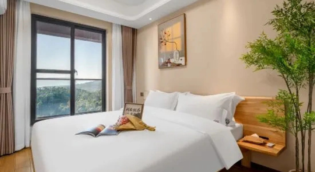 Люкс с 3 комнатами Fuxian Lake Yunkuan Shanhai Hotel