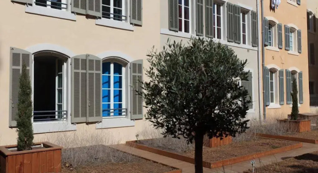 Les Appartements du Vieux Port, Забронировать Отель Отели Марселя с парковкой, рядом с Национальный театр Марселя Ла Крие, Парковка