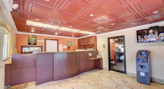 Plantation Inn Hotel & Lounge, 预订 酒店 普兰塔寻 Fort Lauderdale West