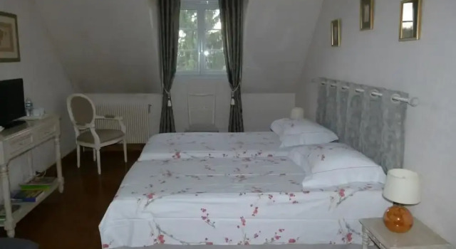 Le Jardin d'Eden, Réserver Hôtel Apremont Oise