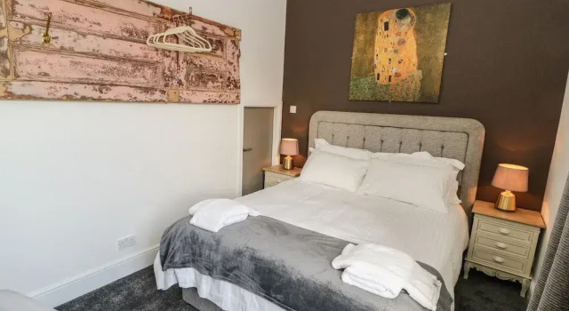 One Eight Three Guest Cottage