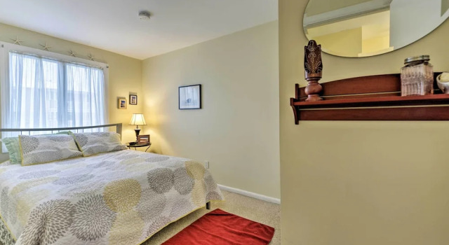 Апартаменты Family-friendly Wildwood Townhome ~ 3 Mi to Beach