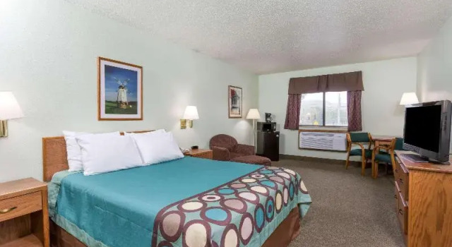 Standard Zimmer Super 8 by Wyndham Gallipolis Pt Pleasant Area