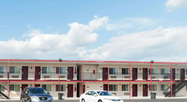 Grove City Travel Inn South Columbus, Забронировать Отель Колумбус штат Огайо, рядом с OhioHealth Neighborhood Care