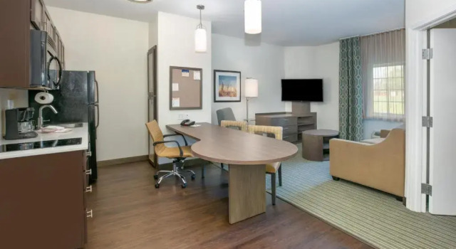 Двухместный люкс c 1 комнатой Candlewood Suites Dallas Fort Worth South by IHG
