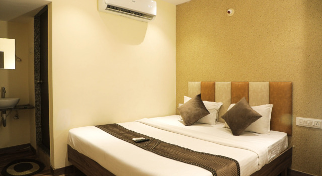Номер Standard с видом на город Hotel Pub Street Inn