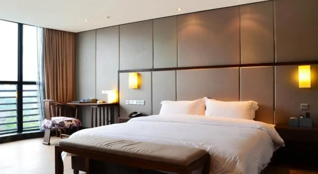 Jiudian Hotel Yiku Branch, Prenota Hotel Hotel a Sichuan con parcheggio, Parcheggio