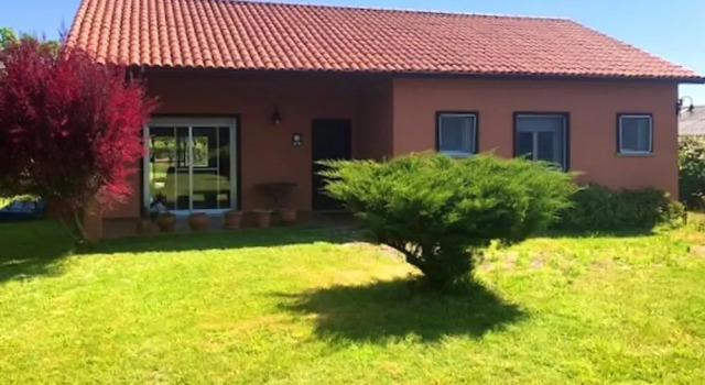 Villa With 2 Bedrooms in Pontevedra, With Private Pool and Enclosed Garden Near the Beach, Prenota Villa  