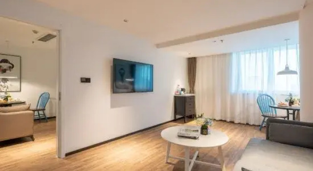 Люкс Ginza Jingsu Hotel (Jinan North Daming Lake store)