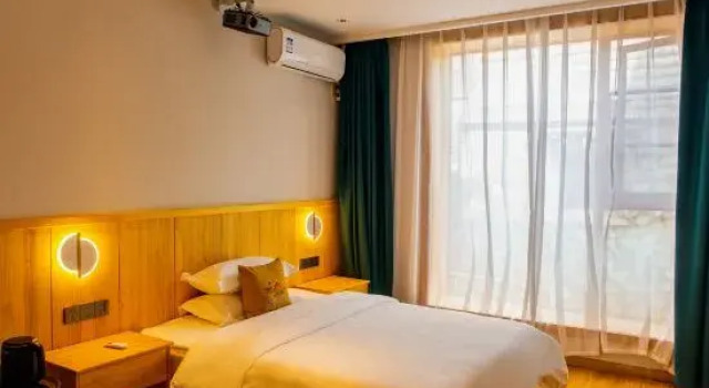 Люкс Deluxe Zhuozhuo Moyuan Homestay