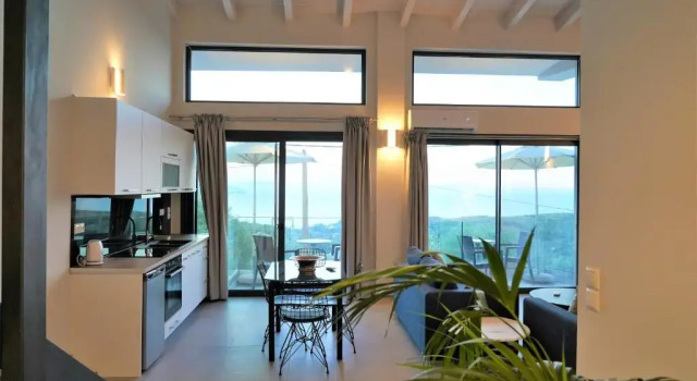 Люкс Superior Moonlight Suites