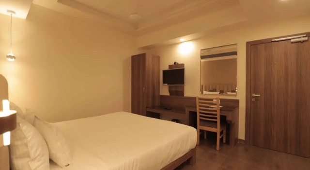 Pride Biznotel Sasan Gir, Réserver Hôtel Sasan Gir Gujarat