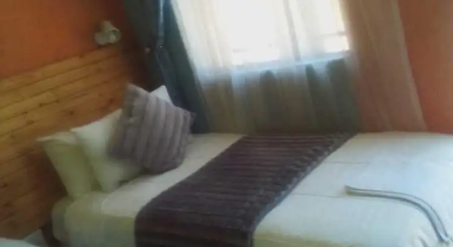 Economy Zimmer Mohalalitoe B and B