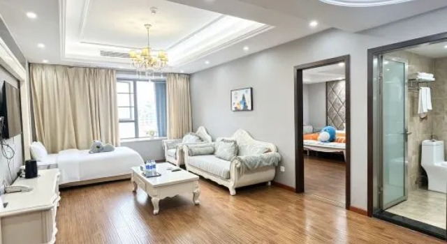 Люкс Deluxe Ruiyue Nanting Hotel (Chengdu Hongpailou Branch)