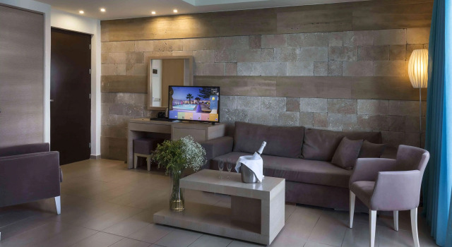Glaros Beach Hotel