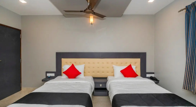 Hotel Blue Spring by OYO Rooms, Забронировать Отель Отели штата Карнатаки 3 звезды, 3*