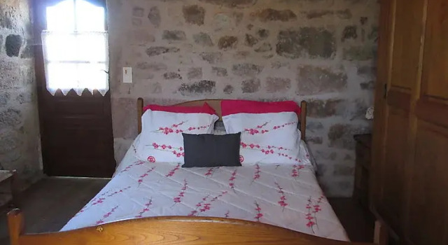 Holiday Home Le Pigeonnier, Book Hotel Lanzac 