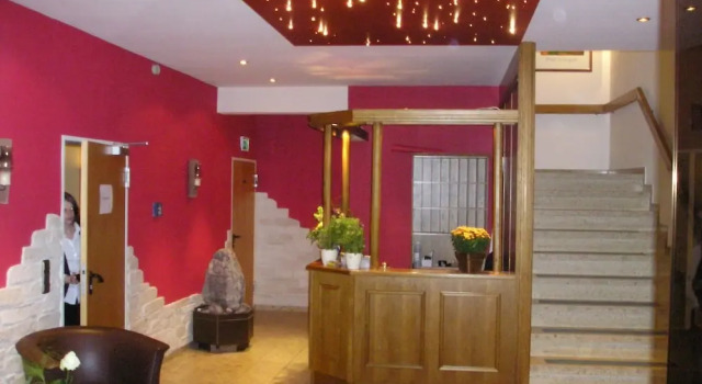 Knüllhotel Tann-Eck, Reserva ahora Hotel Hoteles en Knullwald con aparcamiento, Aparcamiento