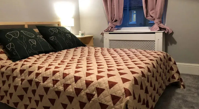 Double bedroom near Heathrow, Забронировать Отель СПА-отели Англии, SPA-услуги