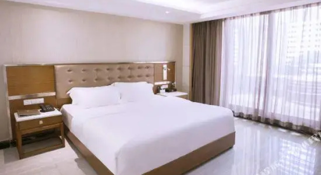Baifulai Hotel (Wanning High-speed Railway Station), Book Hotel Hotels in Wanning with Parking, Parking
