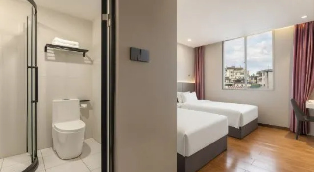 Семейный люкс Business c 1 комнатой Dongjiang Hotel