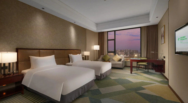 Двухместный номер Premium Holiday Inn Foshan Nanhai Central by IHG