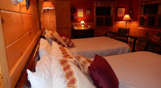Kiwassa Lake Bed & Breakfast, Boek Hotel Saranac Lake 