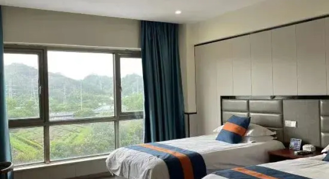 Lishui Kaizhen Business Hotel, Prenota Hotel Lishui Zhejiang
