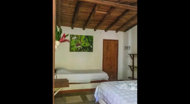 Camera Standard Los Robles Capurgana