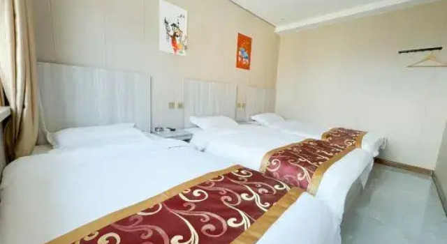 Люкс Deluxe Yinhe Hotel (Changbaishan Shopping Center)