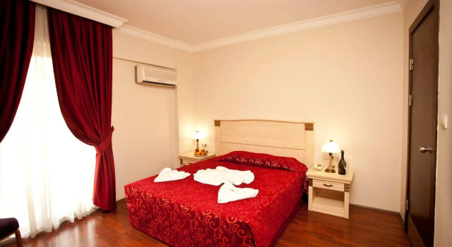 Duqqan Deluxe Hotel