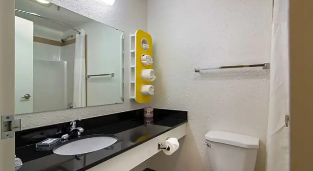 Люкс Motel 6 Kerrobert, SK