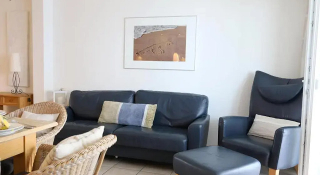 Strandnahe Ferienwohnung, Zentral gelegen, WLan und Balkon, Andreas Dirks-Str. 1