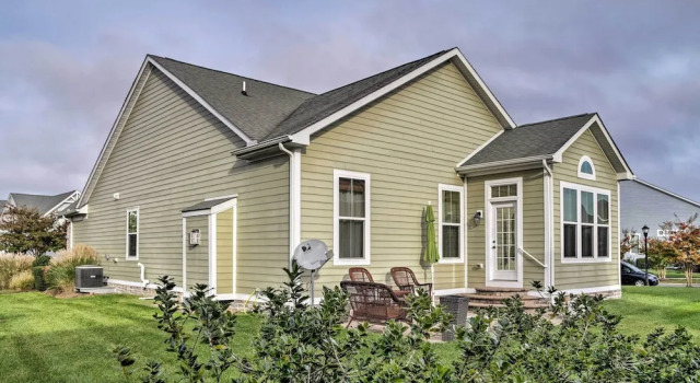 Коттедж Great for Groups: Bayside Resort Home w/ Patio