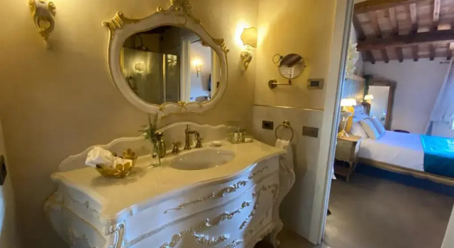 Номер Deluxe Il Miraggio in Val dOrcia Relais & Spa