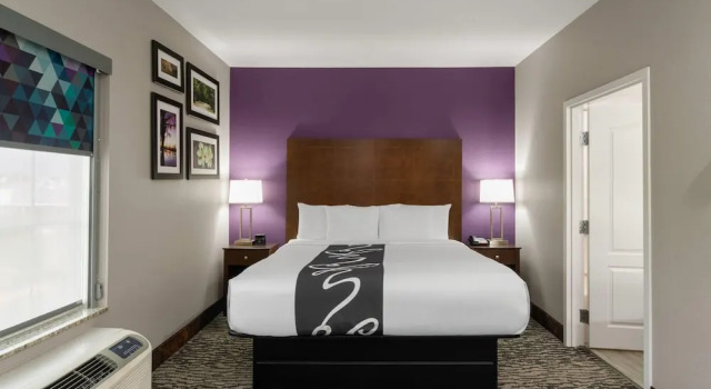Люкс c 1 комнатой La Quinta by Wyndham Baton Rouge Denham Springs
