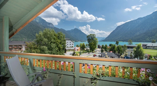 Апартаменты с балконом Hotel Christina - Ihr kleinstes Hotel am Achensee