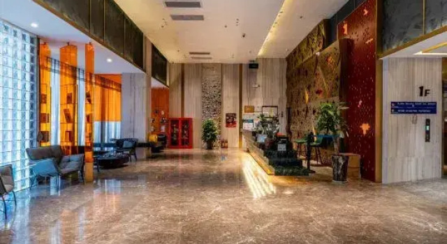H Hanshen Hotel (Baise Longjing Famous City No.5 Middle School Branch), Rezerwuj Hotel Hotele w Baise z parkingiem, Parking
