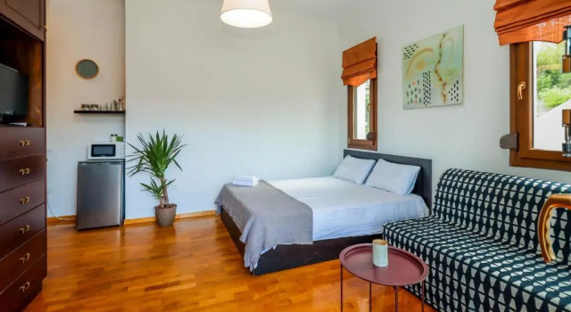 Villa Acropolis Serres Parking EV Next to Center, Book Hotel Hotels in Serres with Parking, Parking