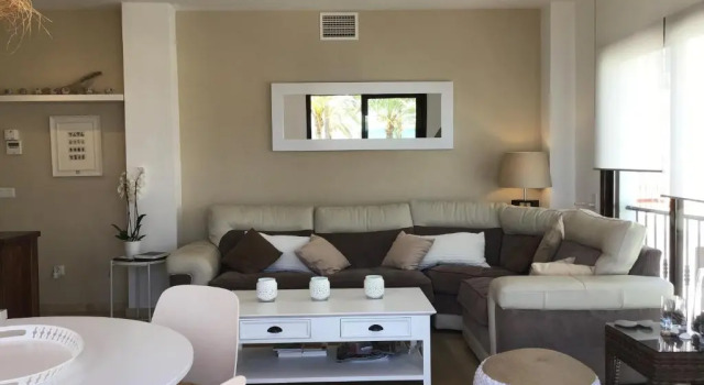 2204-Luxury apt on the beach,new,on duquesa port!